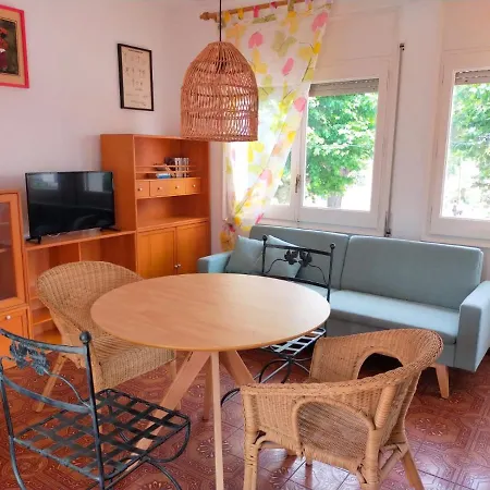 Appartement Apartamento Con Terraza Cerca De La Playa Empuriabrava